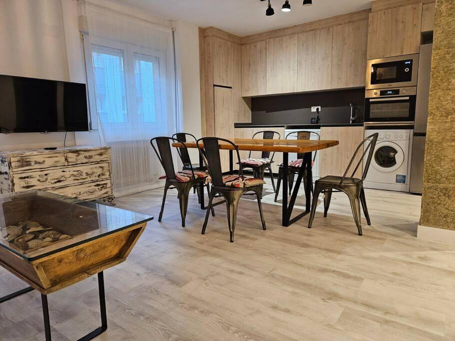 1A108 Amplio Y Moderno Apartamento 기욘 외부 사진