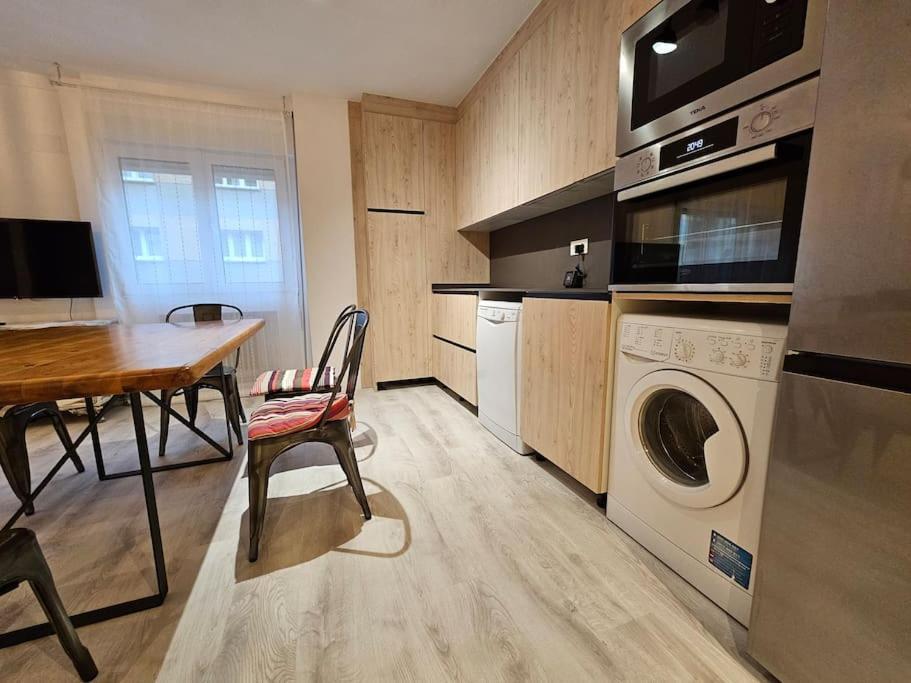 1A108 Amplio Y Moderno Apartamento 기욘 외부 사진